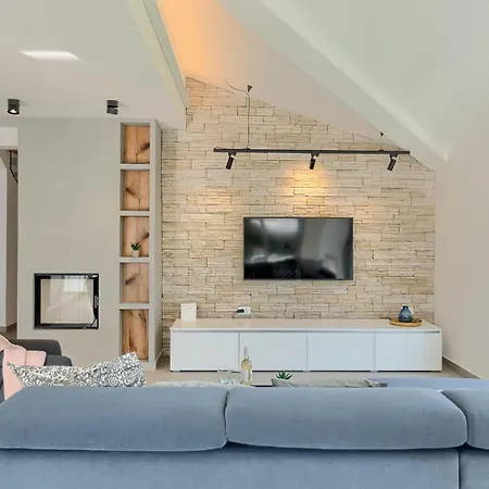 Aurelia Holiday home *