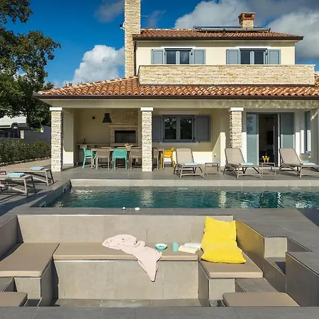 Aurelia Holiday home